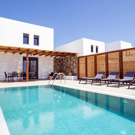 Cato Agro 4, Seafront Villa With Private Pool Afiártisz Kültér fotó