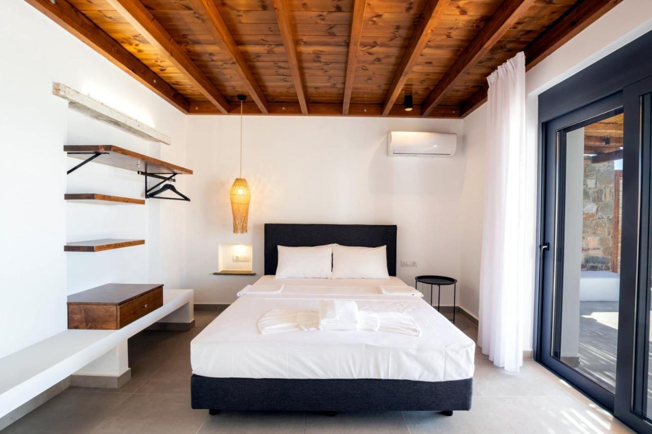 Cato Agro 4, Seafront Villa With Private Pool Afiártisz Kültér fotó