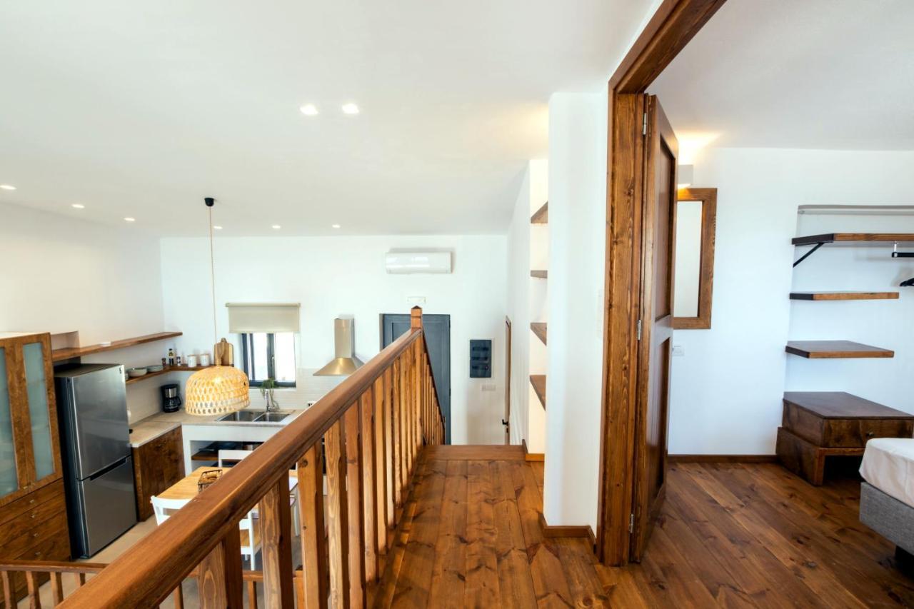 Cato Agro 4, Seafront Villa With Private Pool Afiártisz Kültér fotó