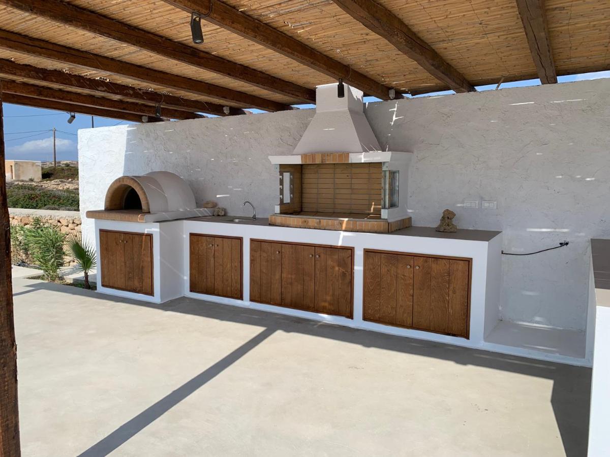Cato Agro 4, Seafront Villa With Private Pool Afiártisz Kültér fotó