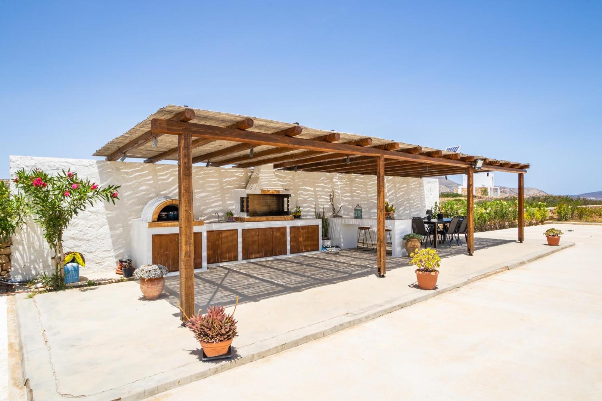 Cato Agro 4, Seafront Villa With Private Pool Afiártisz Kültér fotó